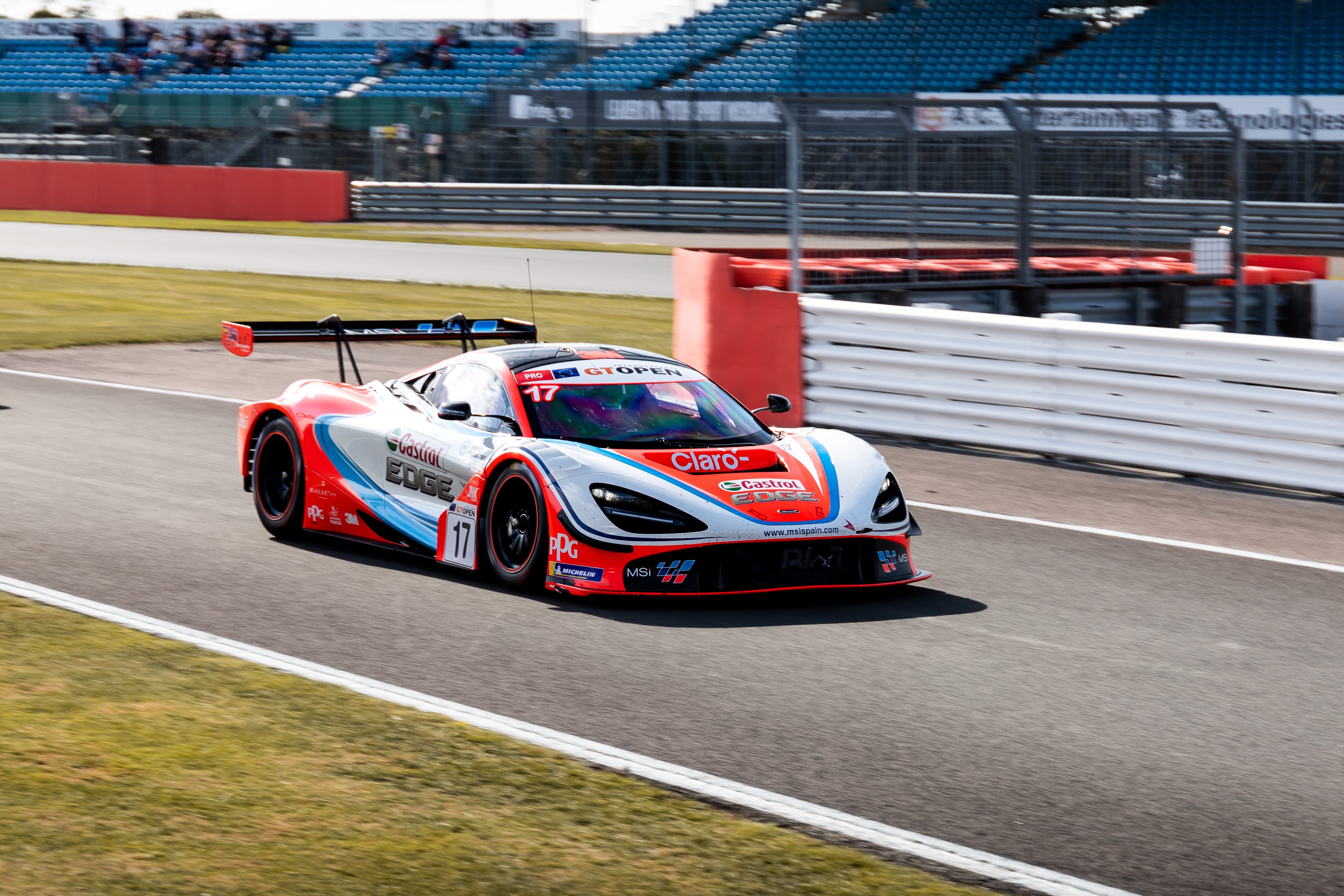 esrdtfvgbhuij63 thumbnail